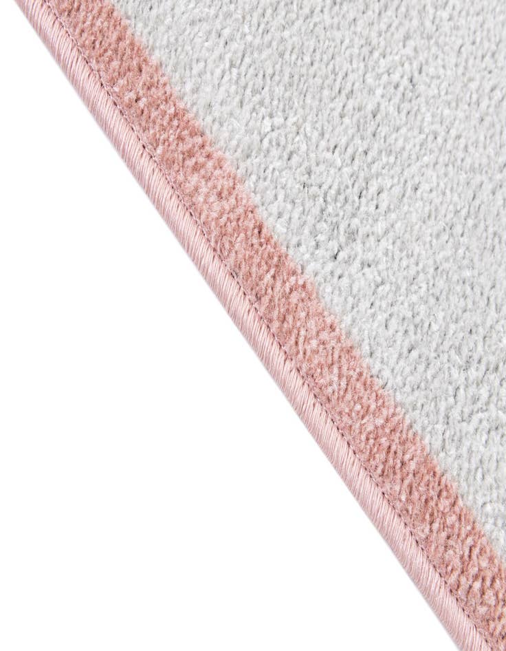 Detail image of 5' x 8' Kamala Washable Rug