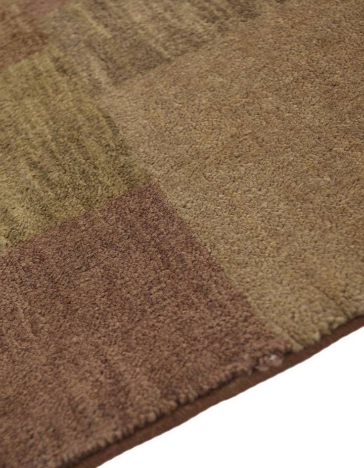 Detail image of 3' 2 x 5' 2 Hand Knotted Kashkuli Gabbeh Oriental Wool Rug