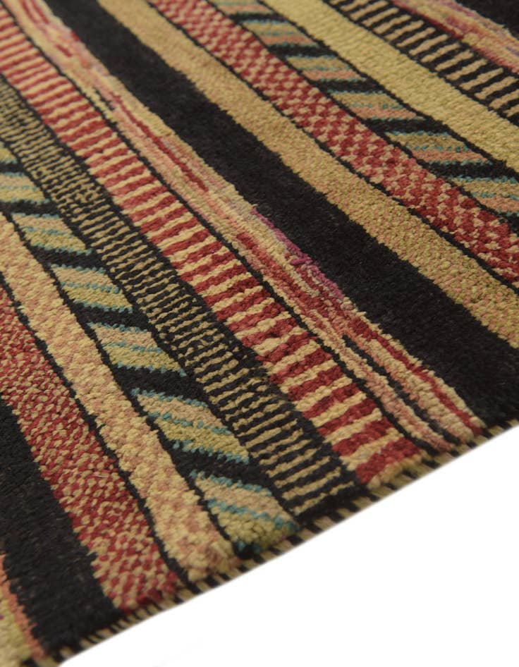 Detail image of 5' 8 x 8' 2  Hand Knotted Kashkuli Gabbeh Oriental Wool Rug