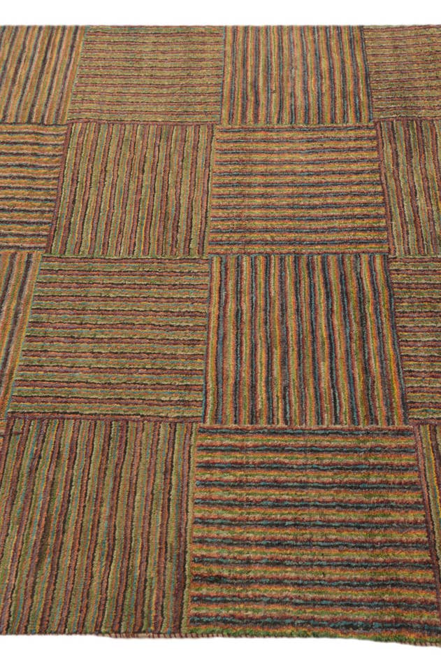 Detail image of 4' 6 x 6' 4 Hand Knotted Kashkuli Gabbeh Oriental Wool Rug