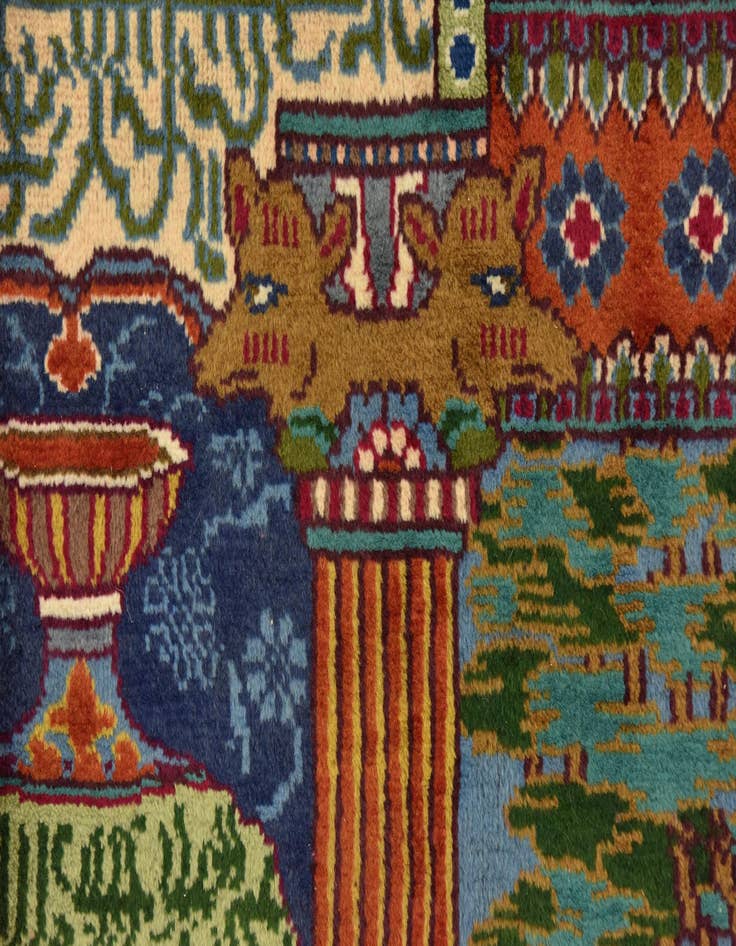 Detail image of 9' 7 x 13' 8 Hand Knotted Kashmar Persian Wool Rug