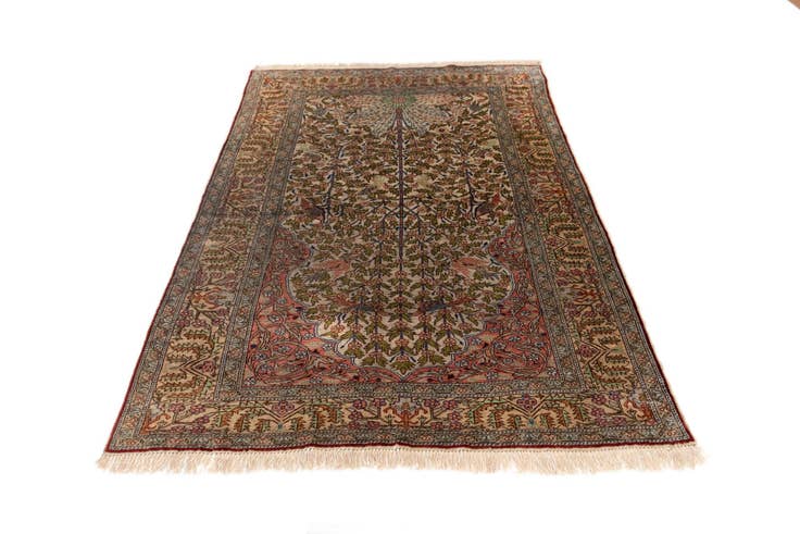 Detail image of 3' 7 x 5' 3 Kayseri Silk Rug