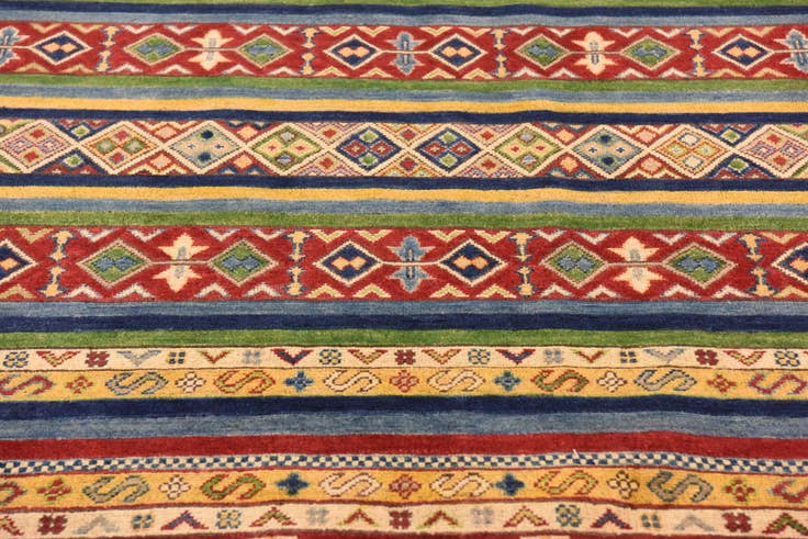 Detail image of 6' 8 x 9' 10 Hand Knotted Kazak Rug