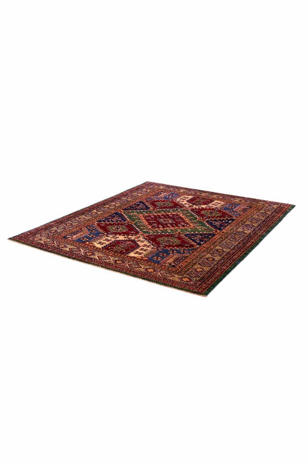 Detail image of 5' 2 x 6' 2 Hand Knotted Kazak Rug