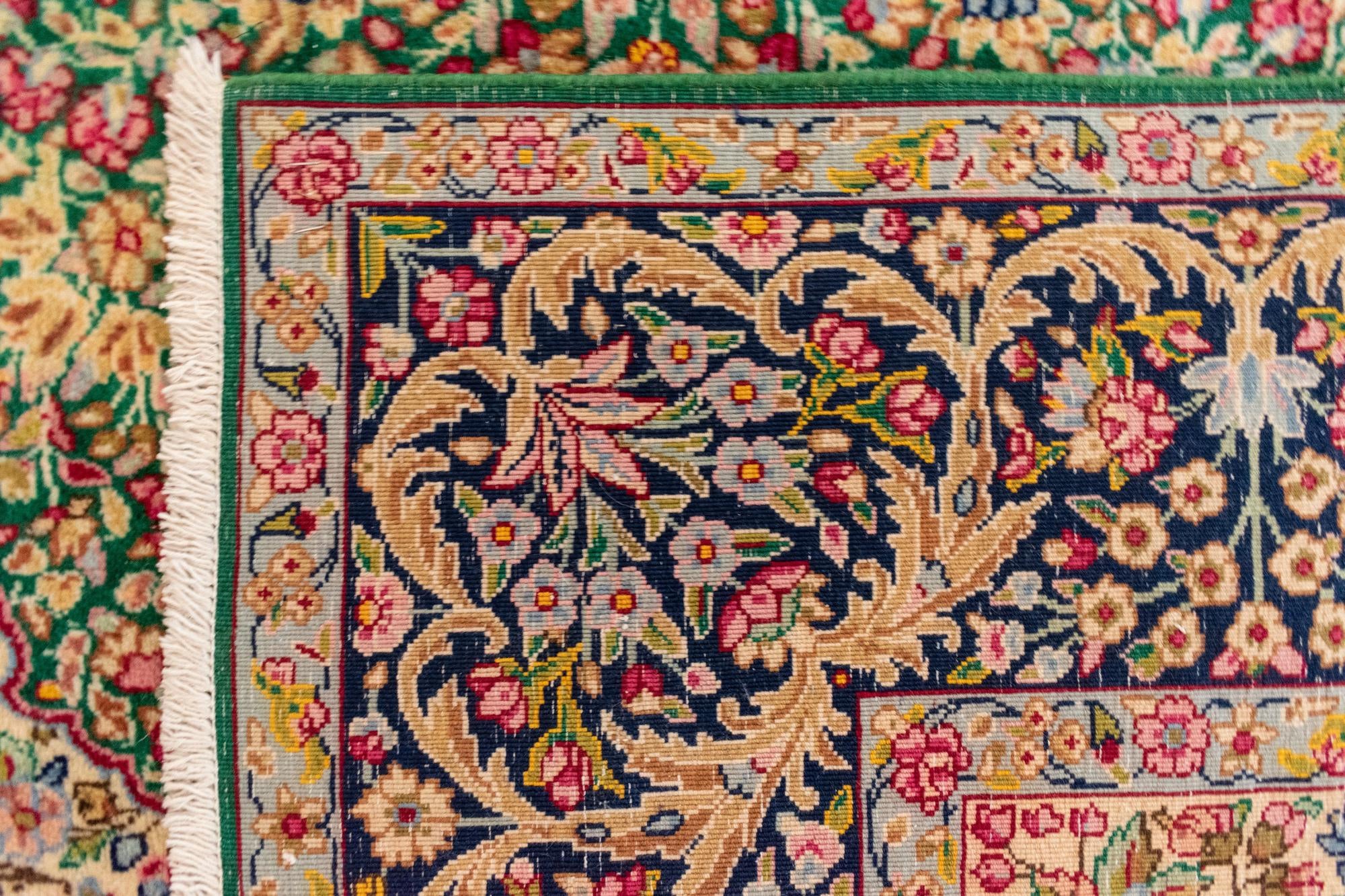 5' 7 x 8' 10 Kerman Rug