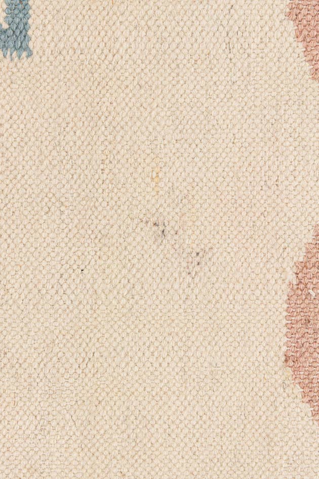 Detail image of 4' x 5' 9 Hand Knotted Kilim Dhurrie Wool Rug