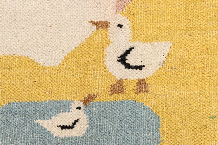 Detail image of 4' x 5' 9 Hand Knotted Kilim Dhurrie Wool Rug