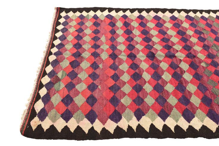 Detail image of 4' 8 x 7' 8 Hand Woven Kilim Fars Wool Rug