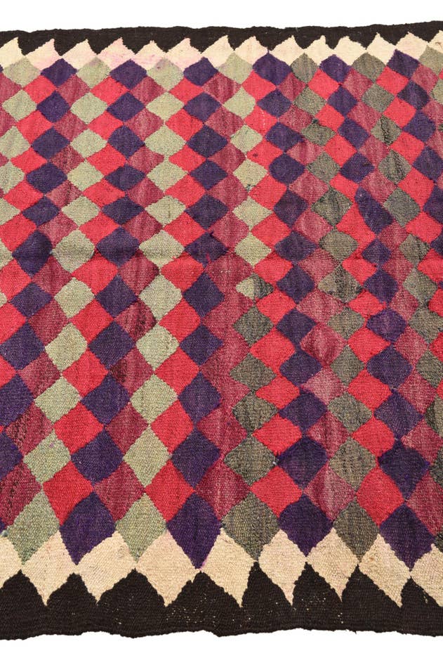 Detail image of 4' 8 x 7' 8 Hand Woven Kilim Fars Wool Rug