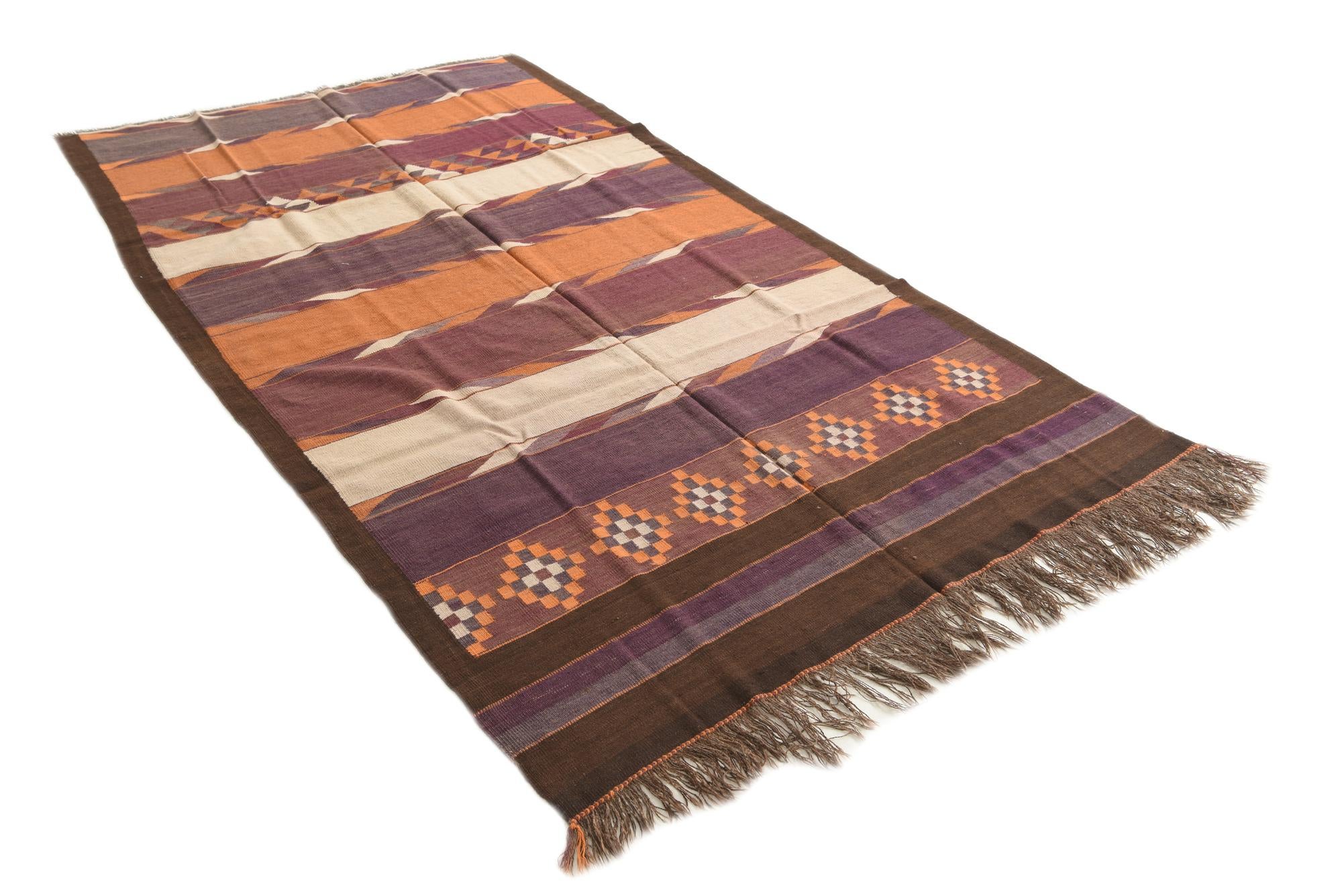 5' 4 x 9' 5 Hand Woven Kilim Fars Wool Rug