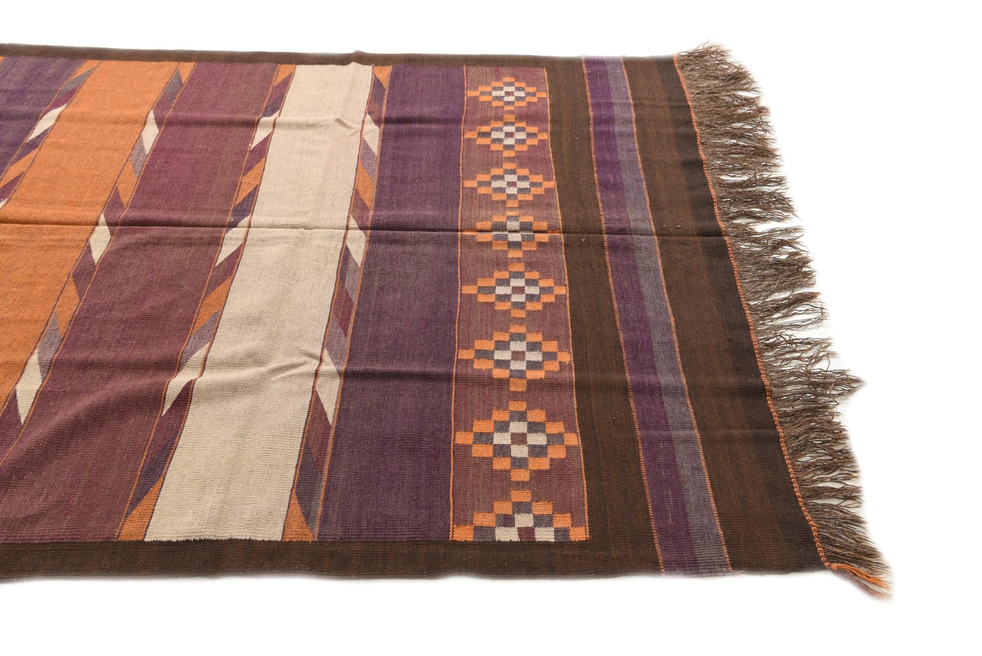 5' 4 x 9' 5 Hand Woven Kilim Fars Wool Rug