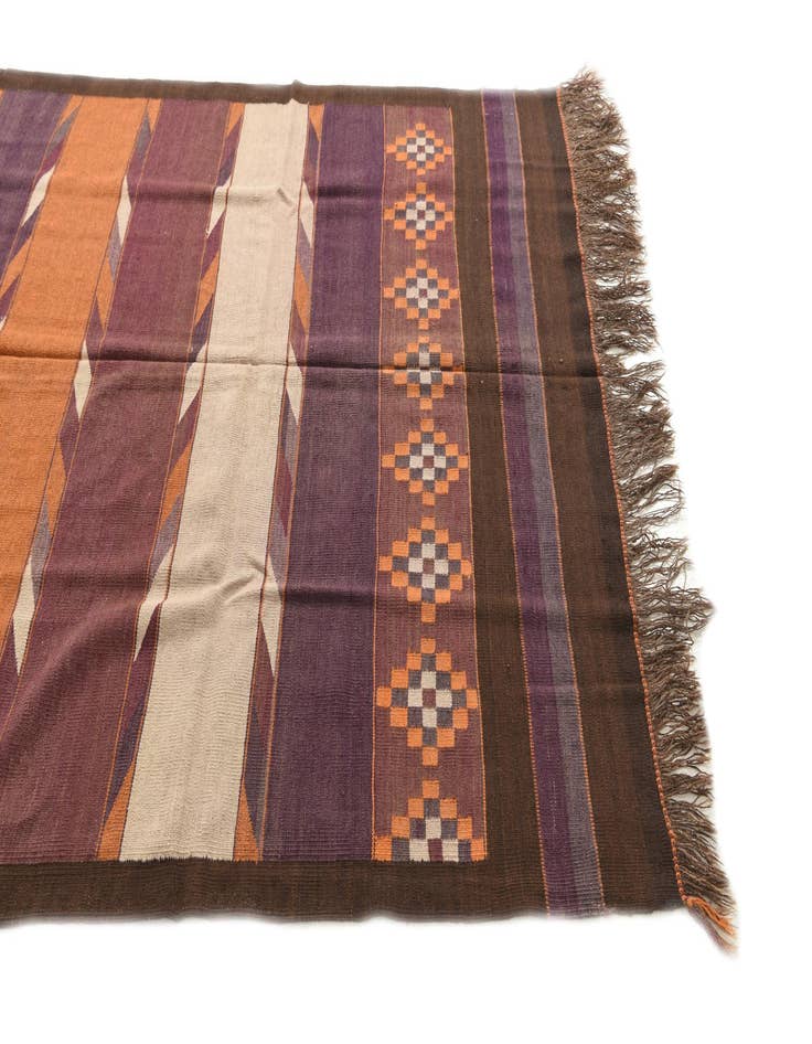 Detail image of 5' 4 x 9' 5  Hand Woven Kilim Fars Wool Rug