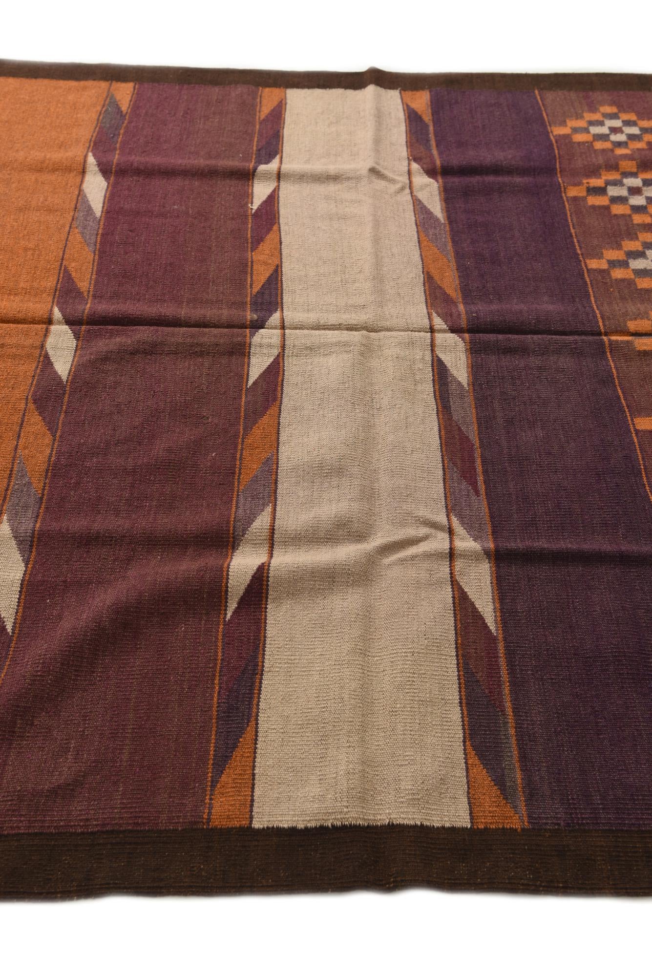 5' 4 x 9' 5 Hand Woven Kilim Fars Wool Rug