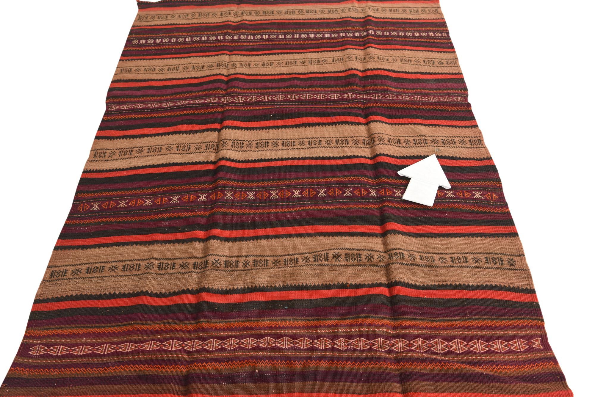 4' 6 x 8' 9 Hand Woven Kilim Fars Wool Rug