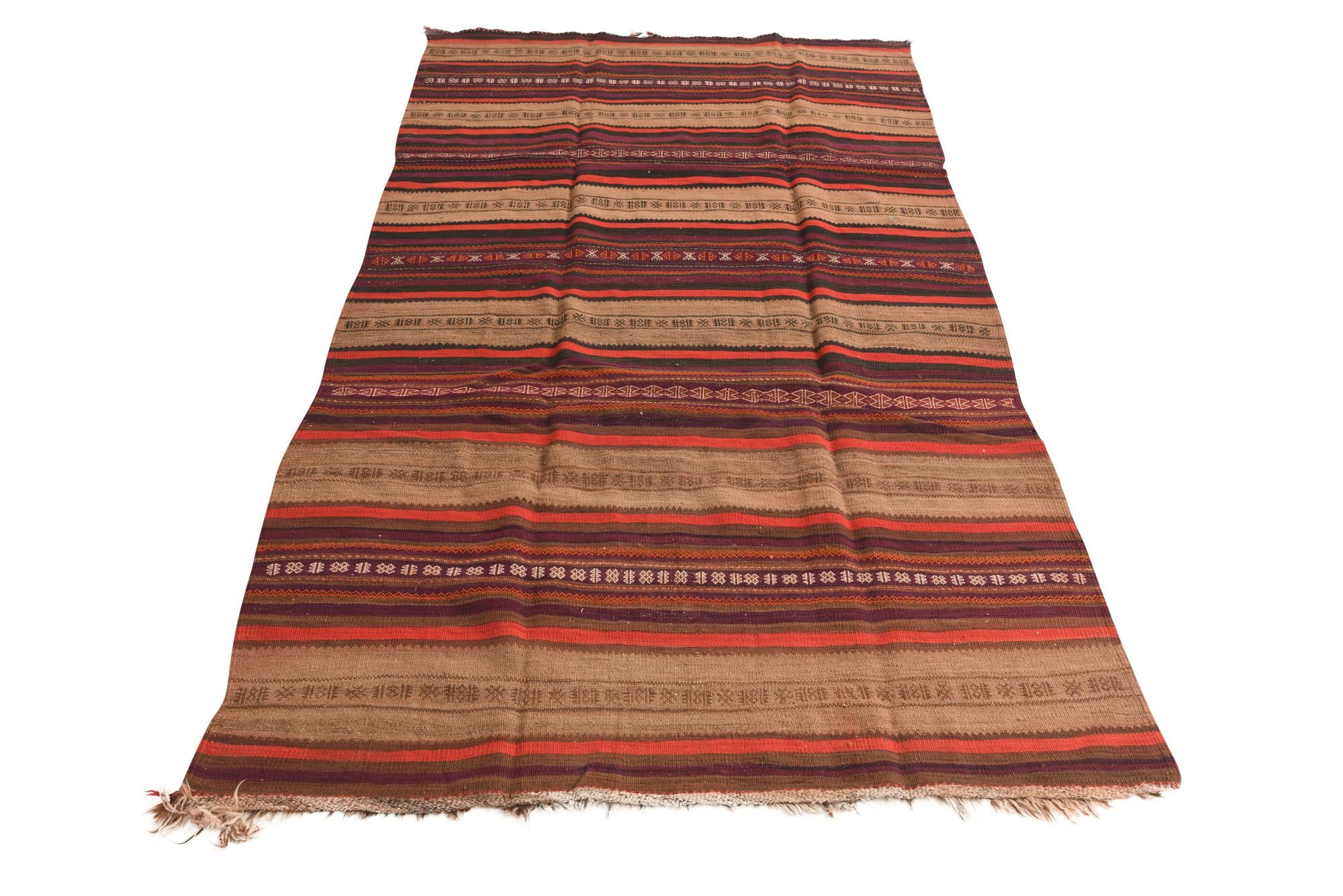 4' 6 x 8' 9 Hand Woven Kilim Fars Wool Rug