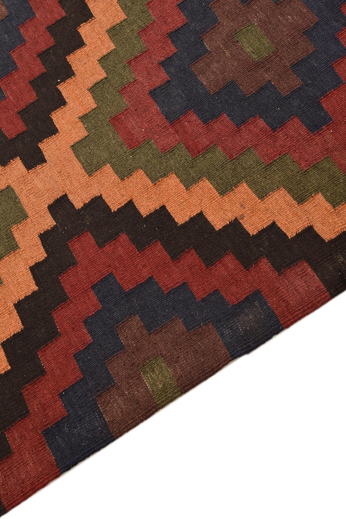 5' 3 x 8' Hand Woven Kilim Fars Wool Rug