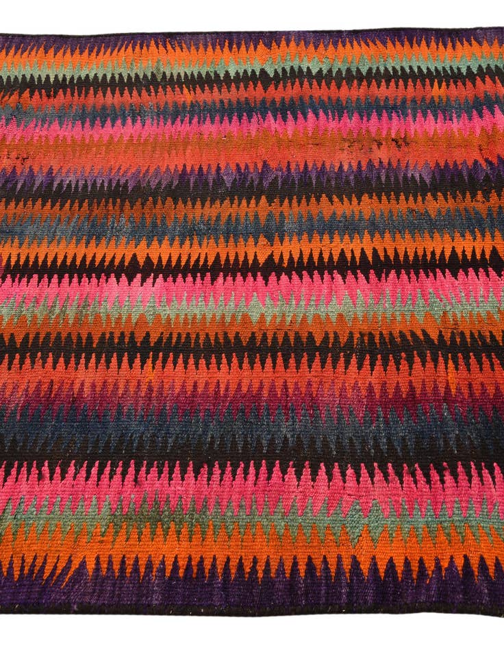 Detail image of 4' 4 x 8' 1 Hand Woven Kilim Fars Wool Rug