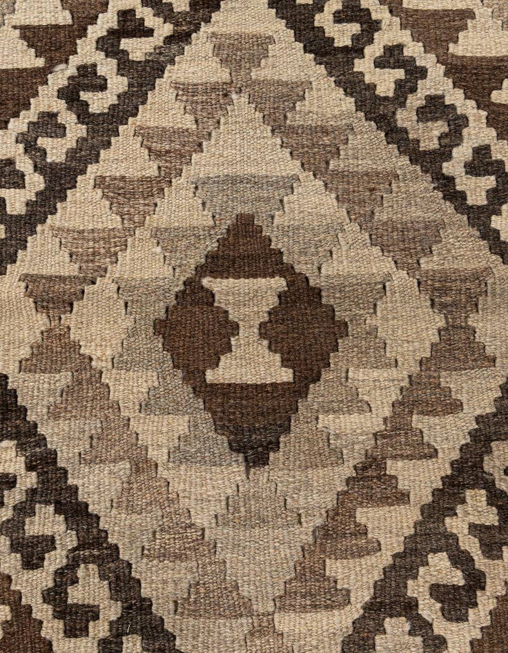 Detail image of 3' 2 x 4' 9  Hand Woven Kilim Maymana Wool Rug