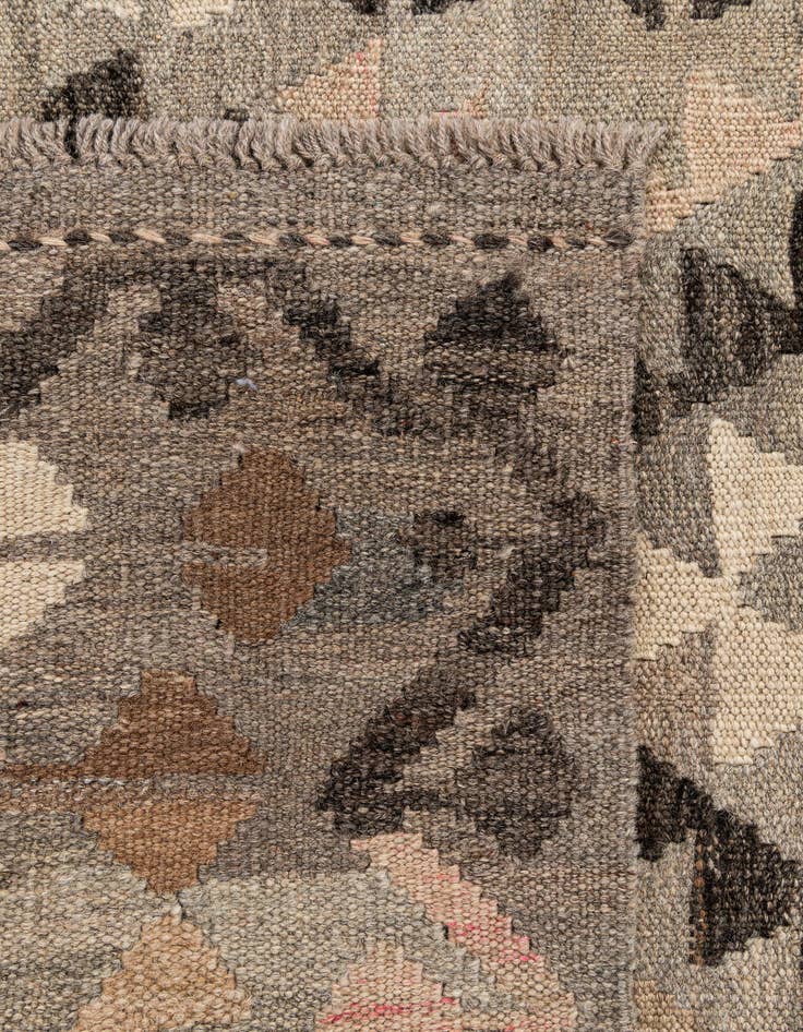Detail image of 3' 2 x 5' 3  Hand Woven Kilim Maymana Wool Rug