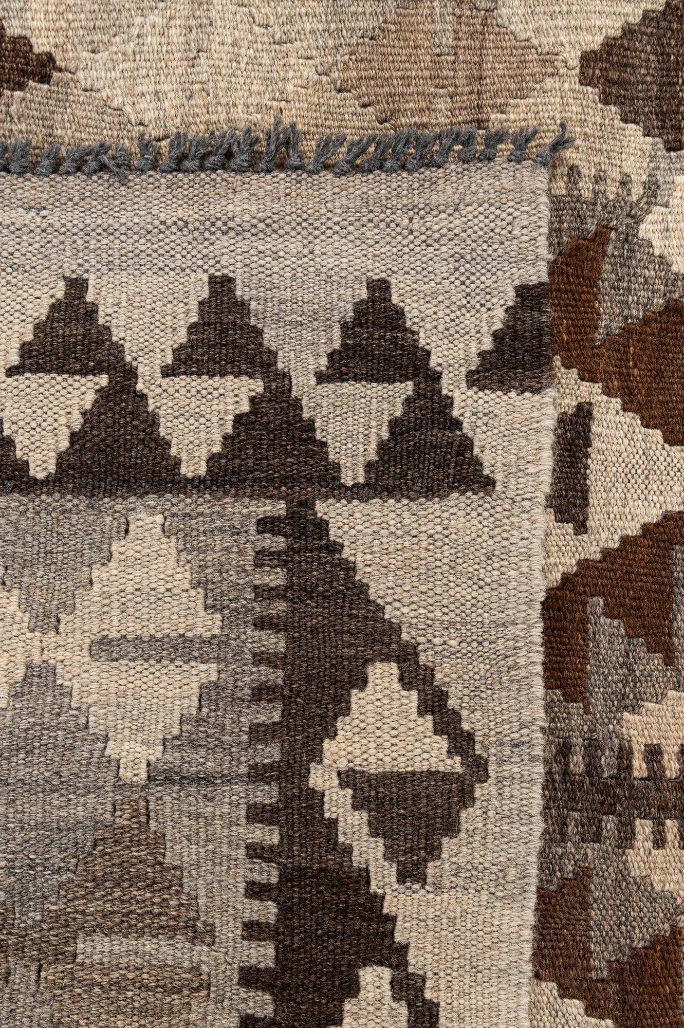 4' 5 x 7' 3 Hand Woven Kilim Maymana Wool Rug