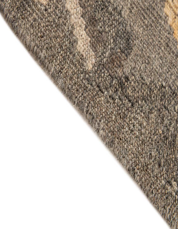 Detail image of 4' 6 x 6' 8 Hand Woven Kilim Maymana Wool Rug
