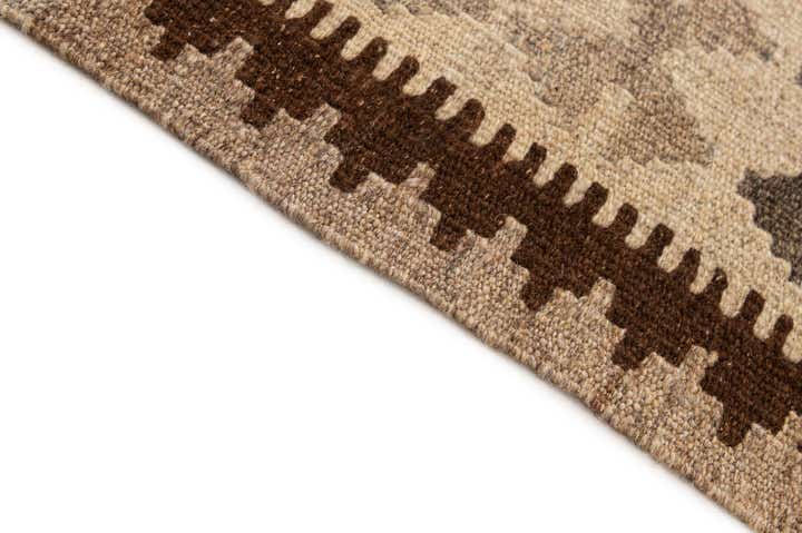 5' 2 x 6' 3 Hand Woven Kilim Maymana Wool Rug