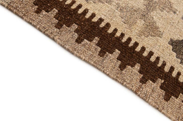 Detail image of 5' 2 x 6' 3 Hand Woven Kilim Maymana Wool Rug