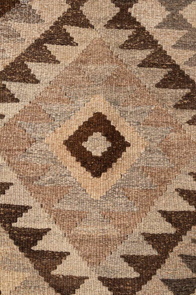 5' 2 x 6' 3 Hand Woven Kilim Maymana Wool Rug