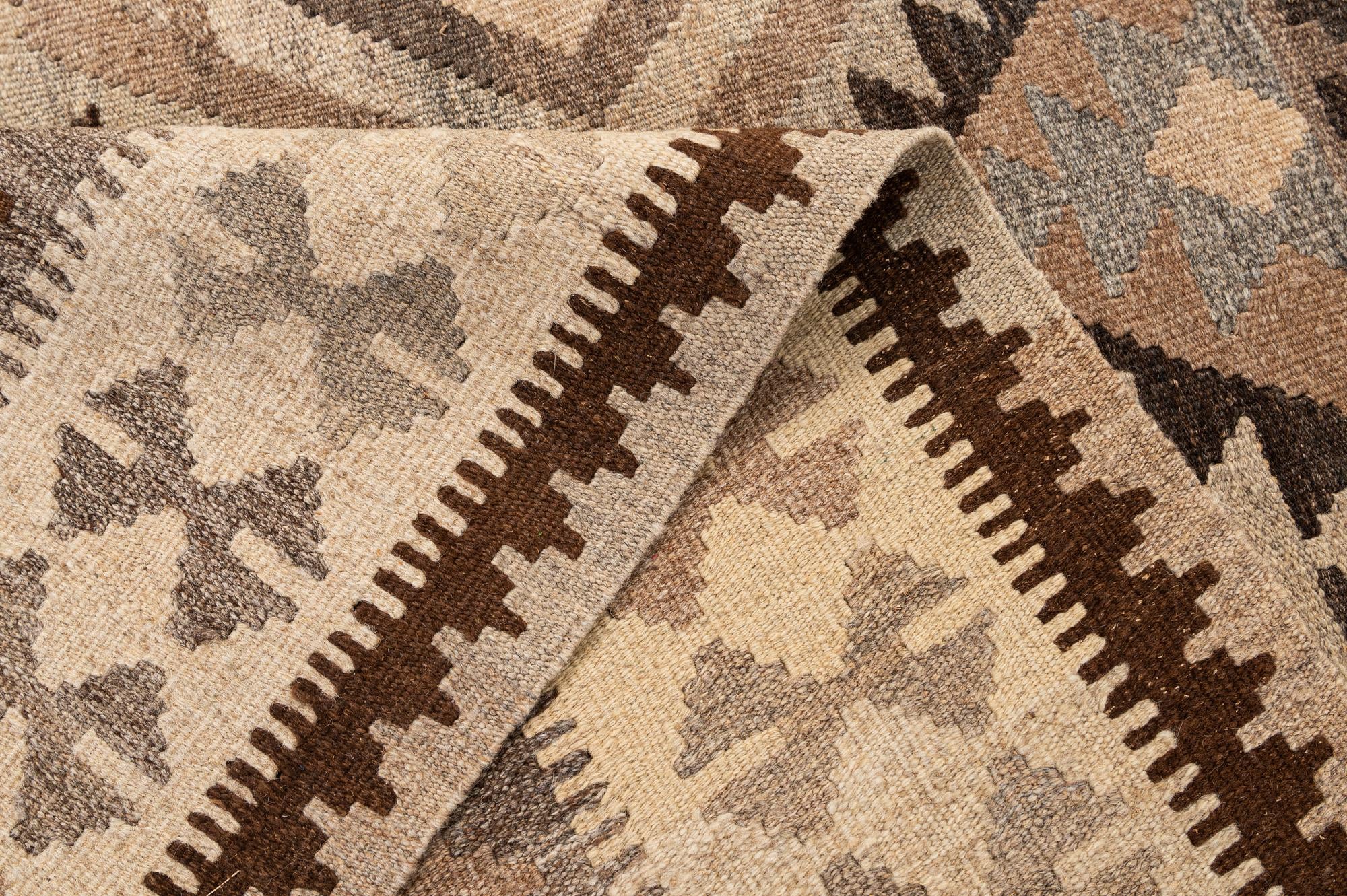 5' 2 x 6' 3 Hand Woven Kilim Maymana Wool Rug