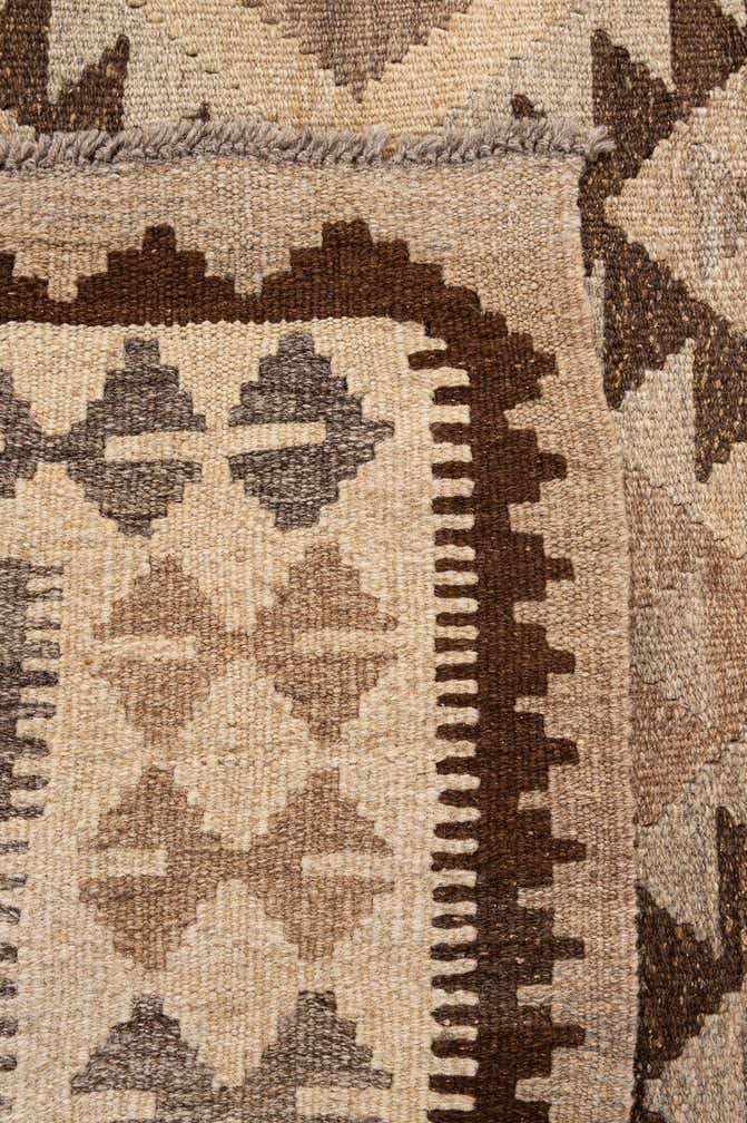 5' 2 x 6' 3 Hand Woven Kilim Maymana Wool Rug