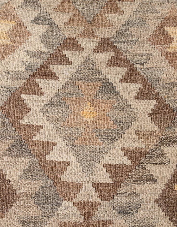 Detail image of 5' 2 x 6' 6  Hand Woven Kilim Maymana Wool Rug
