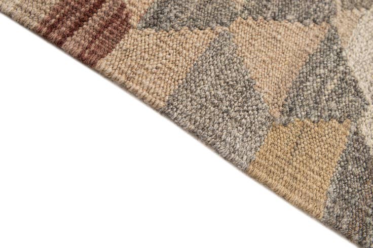 Detail image of 5' x 6' 8 Hand Woven Kilim Maymana Wool Rug