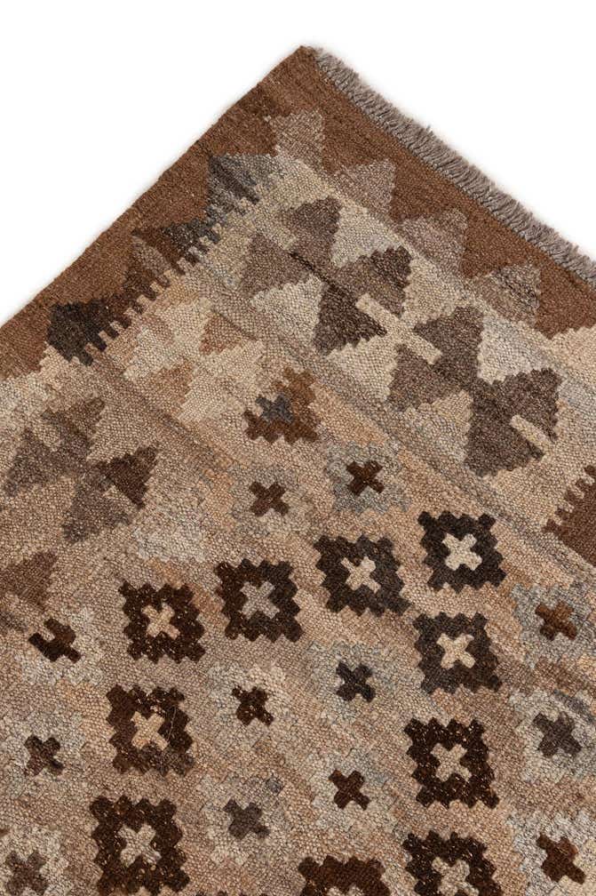 5' x 6' 6 Hand Woven Kilim Maymana Wool Rug