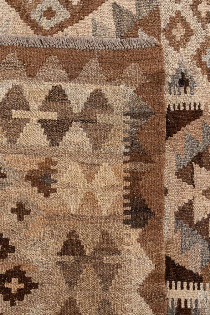 5' x 6' 6 Hand Woven Kilim Maymana Wool Rug