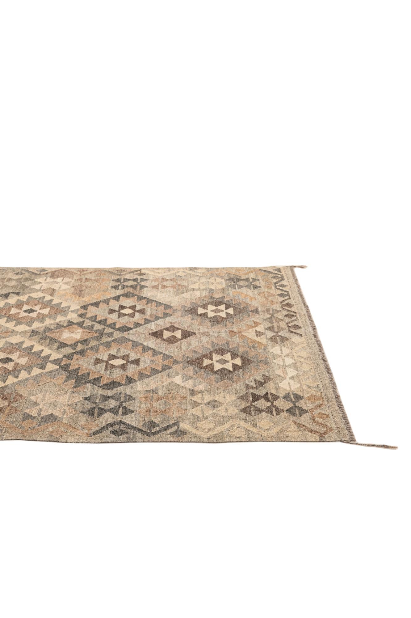 4' 11 x 6' 10 Hand Woven Kilim Maymana Wool Rug