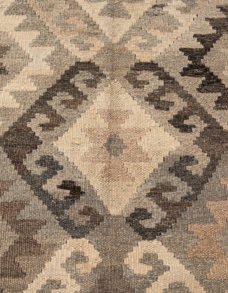 Detail image of 5' 3 x 6' 4  Hand Woven Kilim Maymana Wool Rug