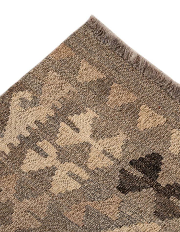 Detail image of 5' 3 x 6' 4  Hand Woven Kilim Maymana Wool Rug