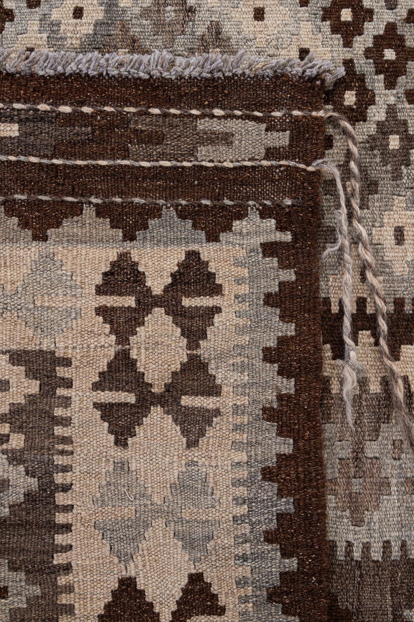 5' x 6' 7 Hand Woven Kilim Maymana Wool Rug
