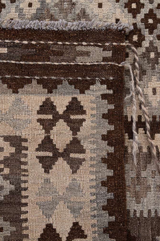 5' x 6' 7 Hand Woven Kilim Maymana Wool Rug