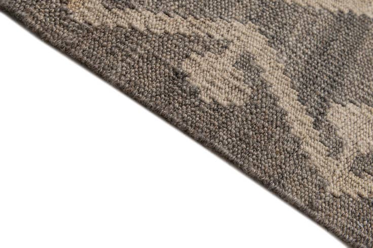 Detail image of 5' 4 x 6' 7 Hand Woven Kilim Maymana Wool Rug
