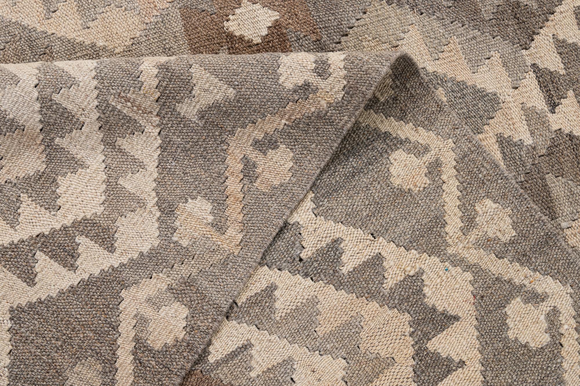 5' 4 x 6' 7 Hand Woven Kilim Maymana Wool Rug
