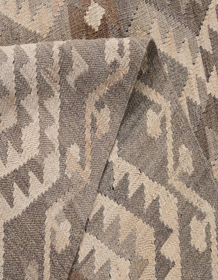 Detail image of 5' 4 x 6' 7  Hand Woven Kilim Maymana Wool Rug