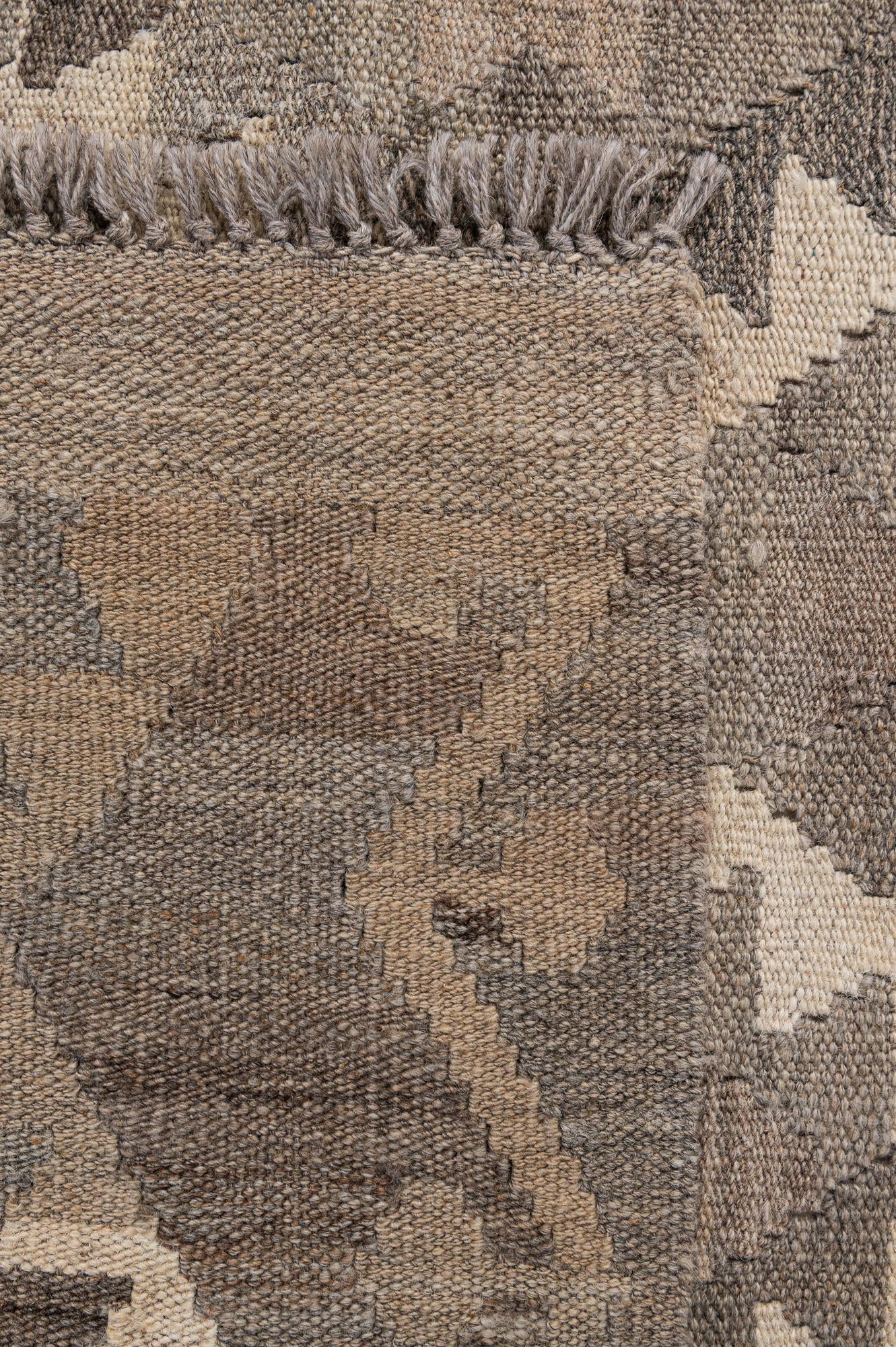 5' 4 x 6' 7 Hand Woven Kilim Maymana Wool Rug