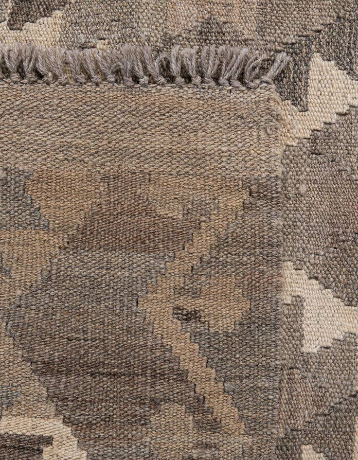 Detail image of 5' 4 x 6' 7  Hand Woven Kilim Maymana Wool Rug