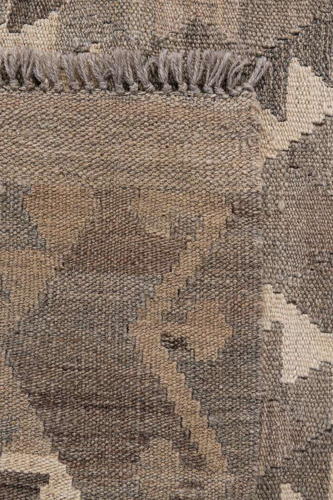5' 4 x 6' 7 Hand Woven Kilim Maymana Wool Rug