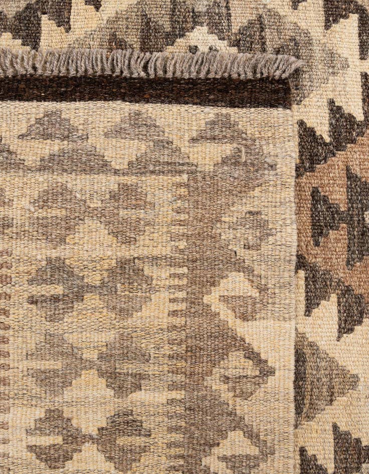 Detail image of 5' 3 x 6' 6  Hand Woven Kilim Maymana Wool Rug