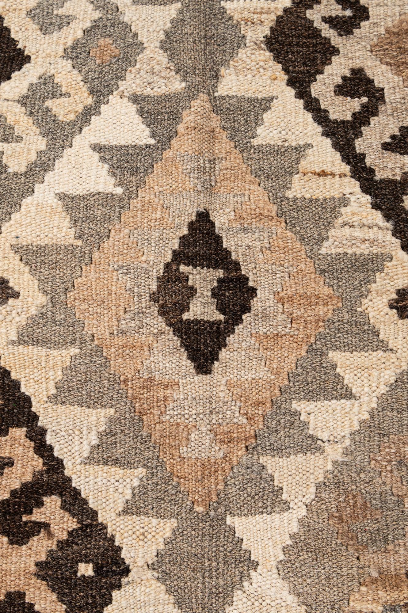 5' 2 x 6' 7 Hand Woven Kilim Maymana Wool Rug