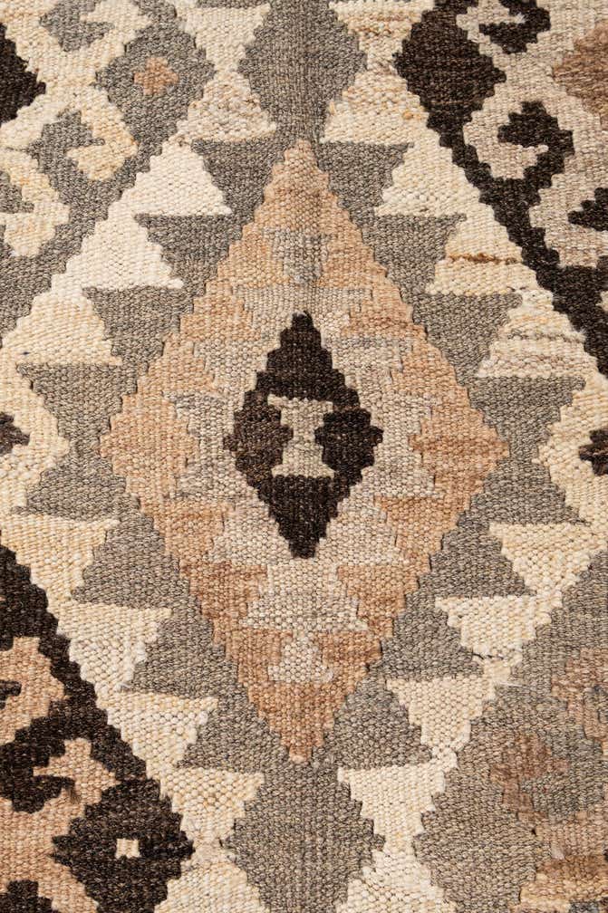 5' 2 x 6' 7 Hand Woven Kilim Maymana Wool Rug