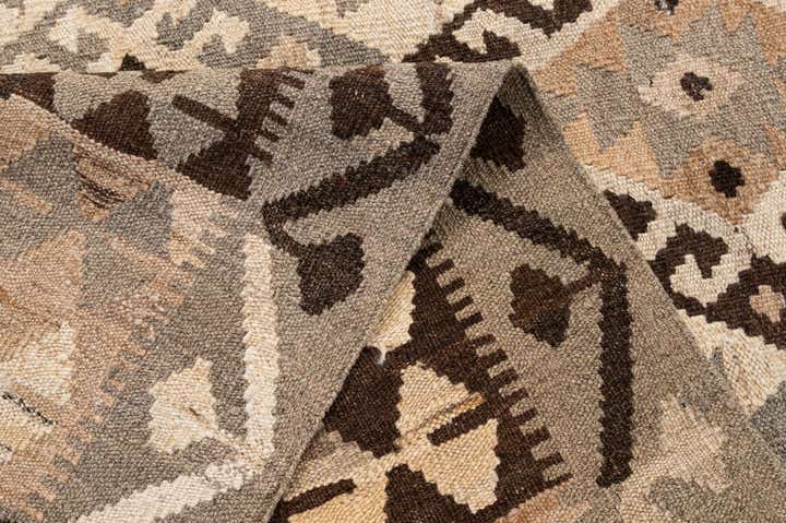 5' 2 x 6' 7 Hand Woven Kilim Maymana Wool Rug