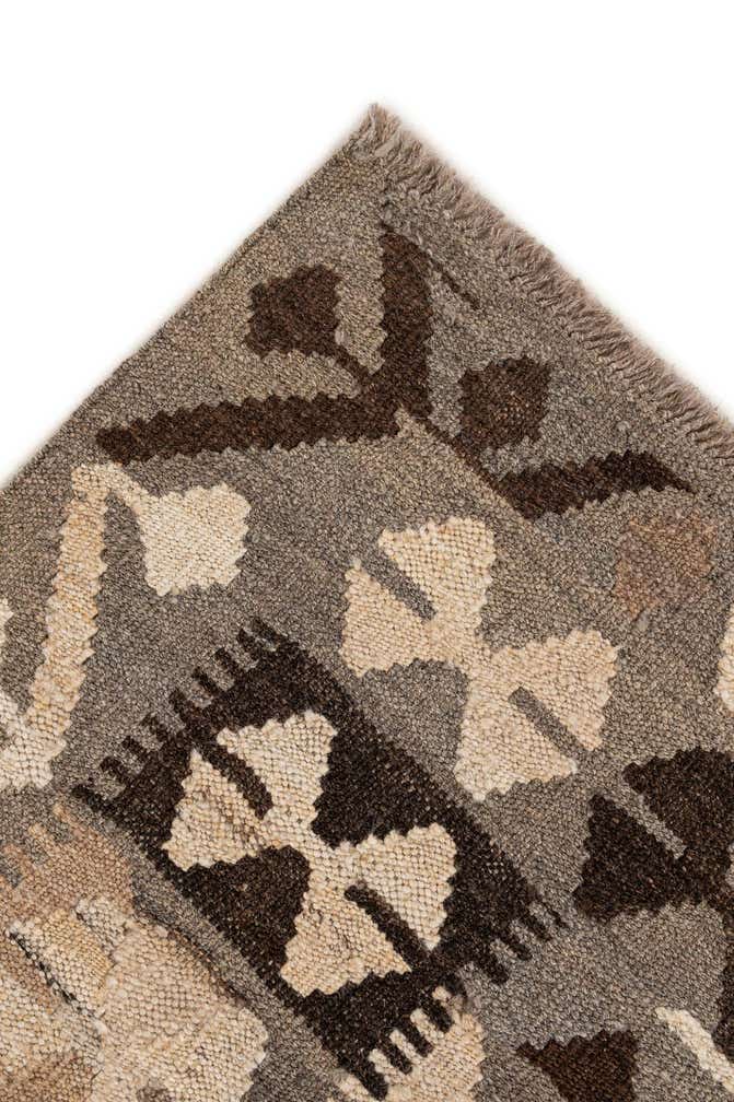 5' 2 x 6' 7 Hand Woven Kilim Maymana Wool Rug